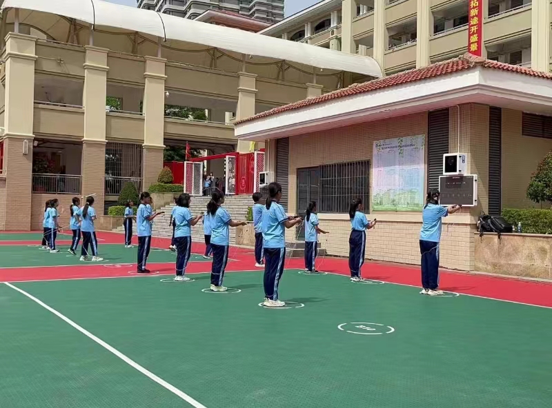 厦门双十中学海沧附属学校 | AI智慧操场