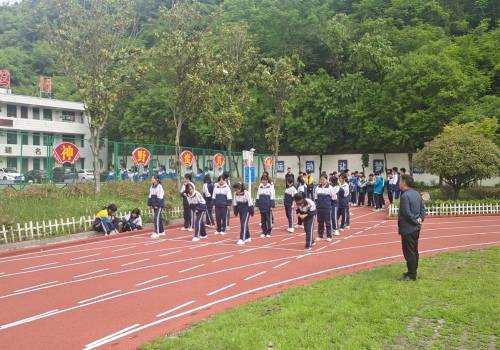 陕西省旬阳市甘溪初级中学